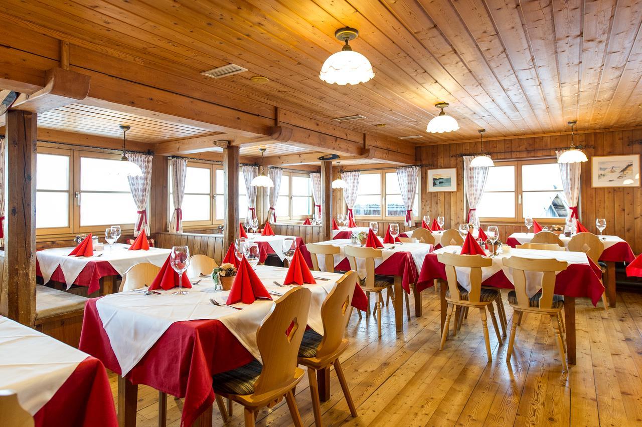 Sattleggers Alpenhof & Feriensternwarte Hotel Greifenburg Exterior foto