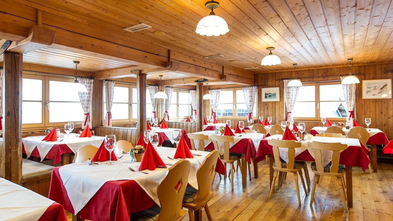 Sattleggers Alpenhof & Feriensternwarte Hotel Greifenburg Exterior foto